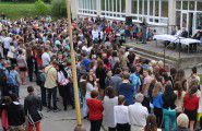 Slávnostné zahájenie školského roka 2014/15 prebehlo 2. septembra 2014 o 9:00 hod. za budovou školy. Rodičom a žiakom sa prihovoril [&hellip;]